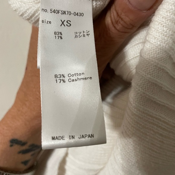 Michael Kors and Moussy Cashmere Blend Cream Tanks - Picture 16 of 16